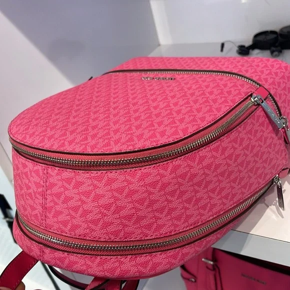 Michael Kors Rhea Medium Signature Logo Backpack
Dragonfruit
NWT - Picture 10 of 16